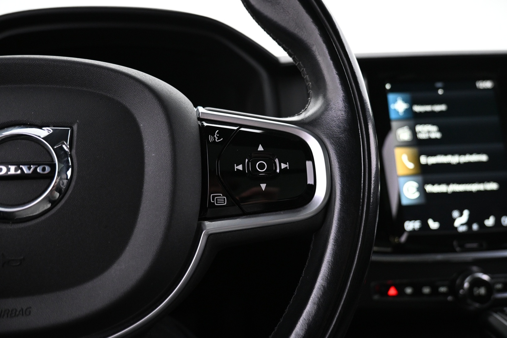 VOLVO V90 Cross Country 2020