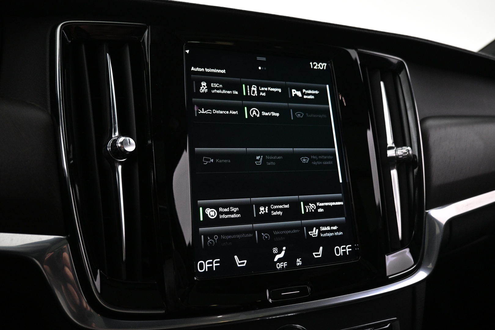 VOLVO V90 Cross Country 2020