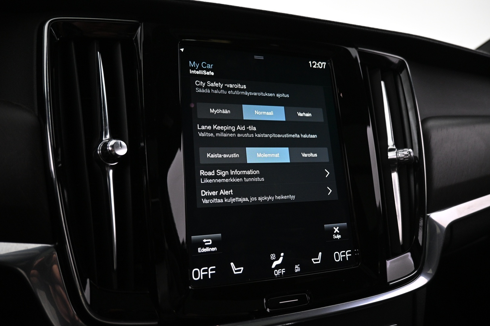 VOLVO V90 Cross Country 2020