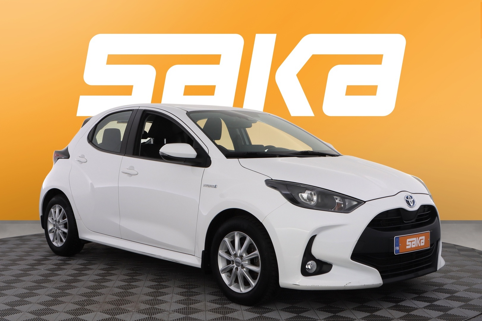 TOYOTA Yaris 2021