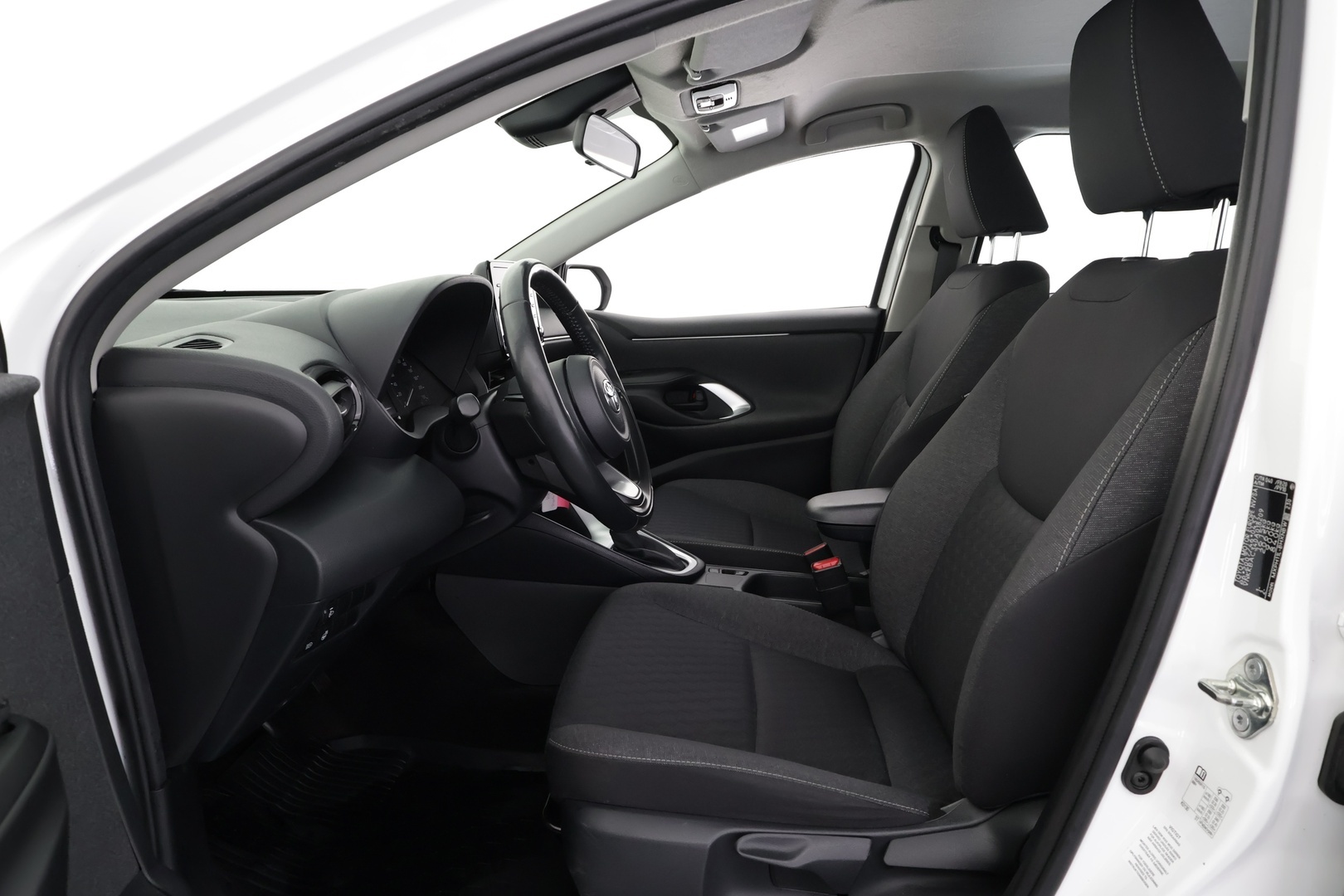 TOYOTA Yaris 2021