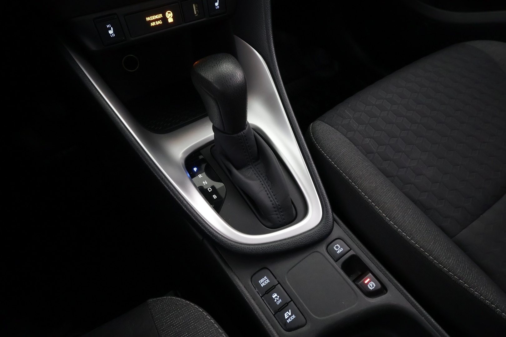 TOYOTA Yaris 2021