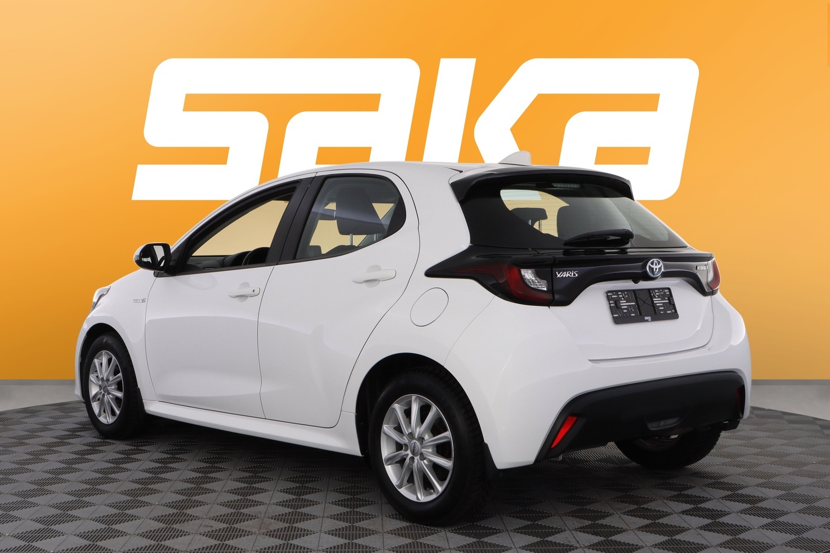 TOYOTA Yaris 2021