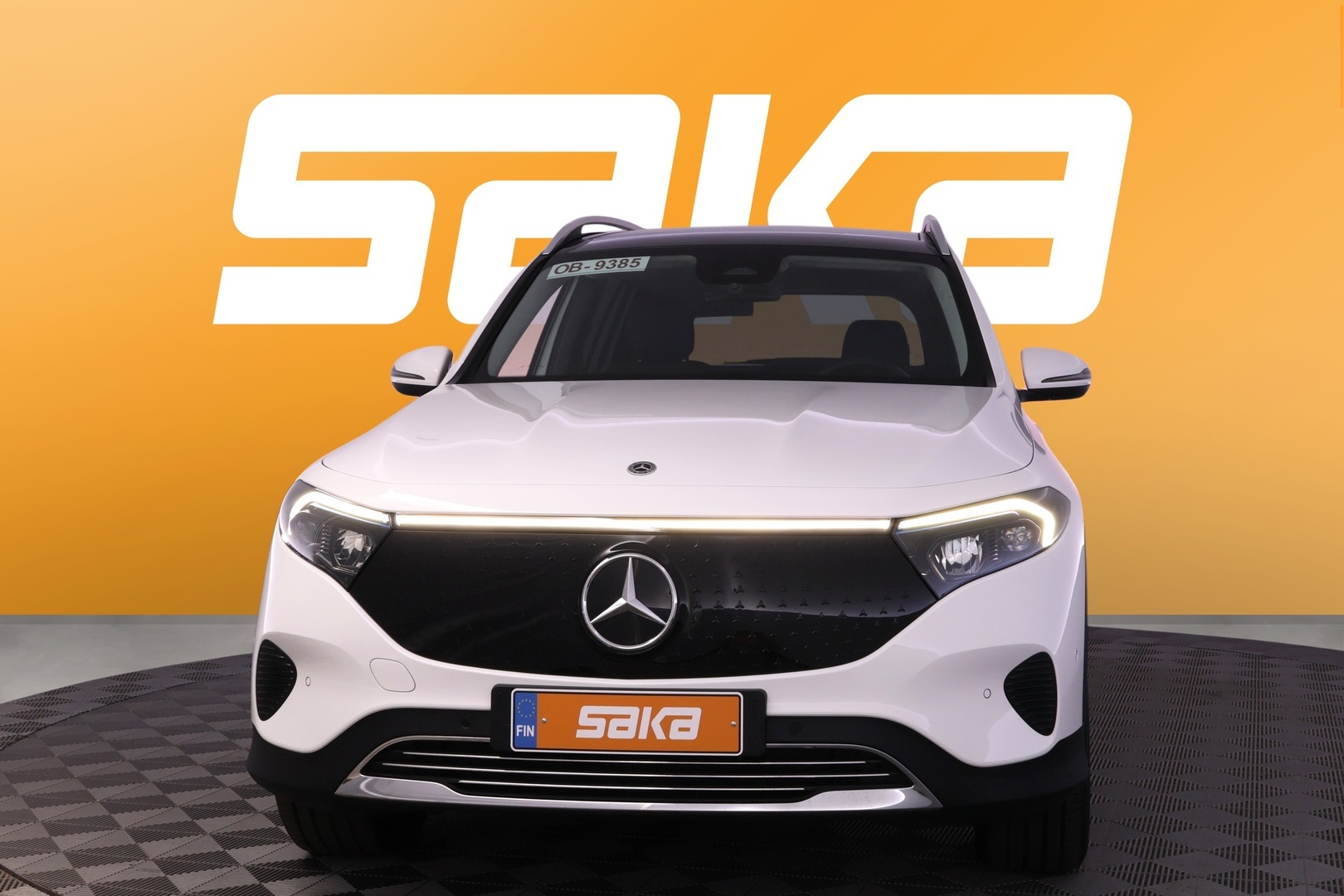 MERCEDES-BENZ EQB 2025