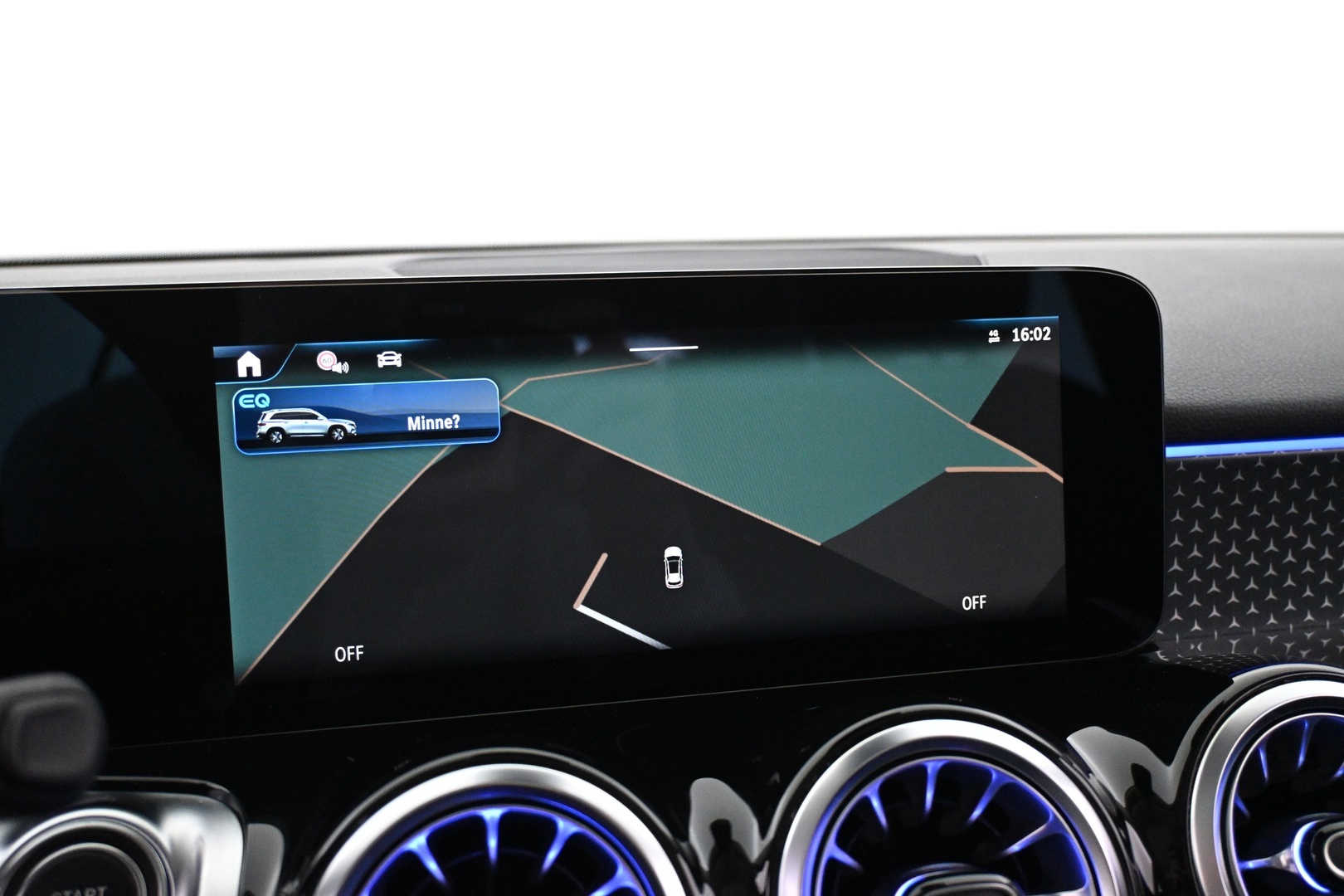 MERCEDES-BENZ EQB 2025