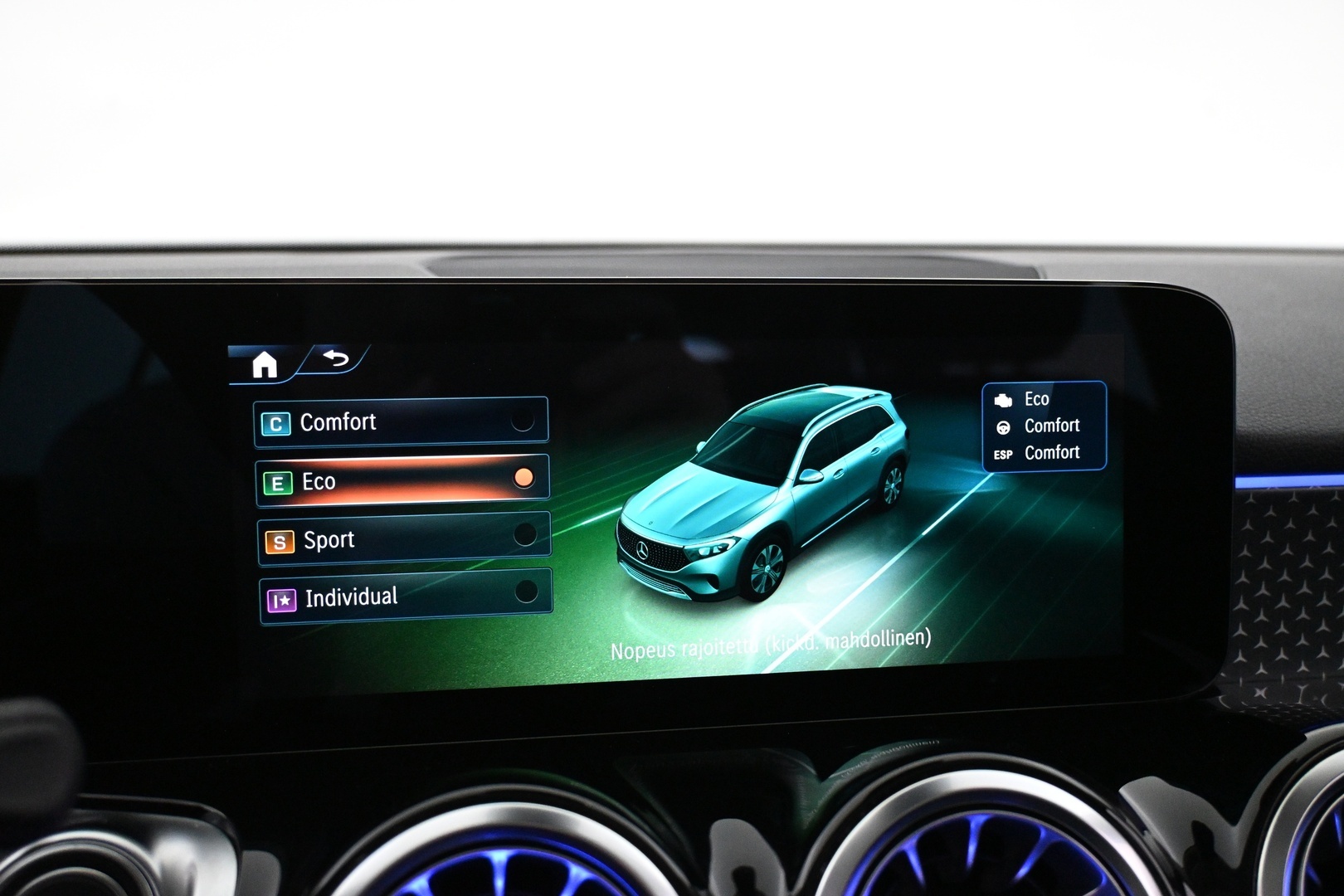 MERCEDES-BENZ EQB 2025