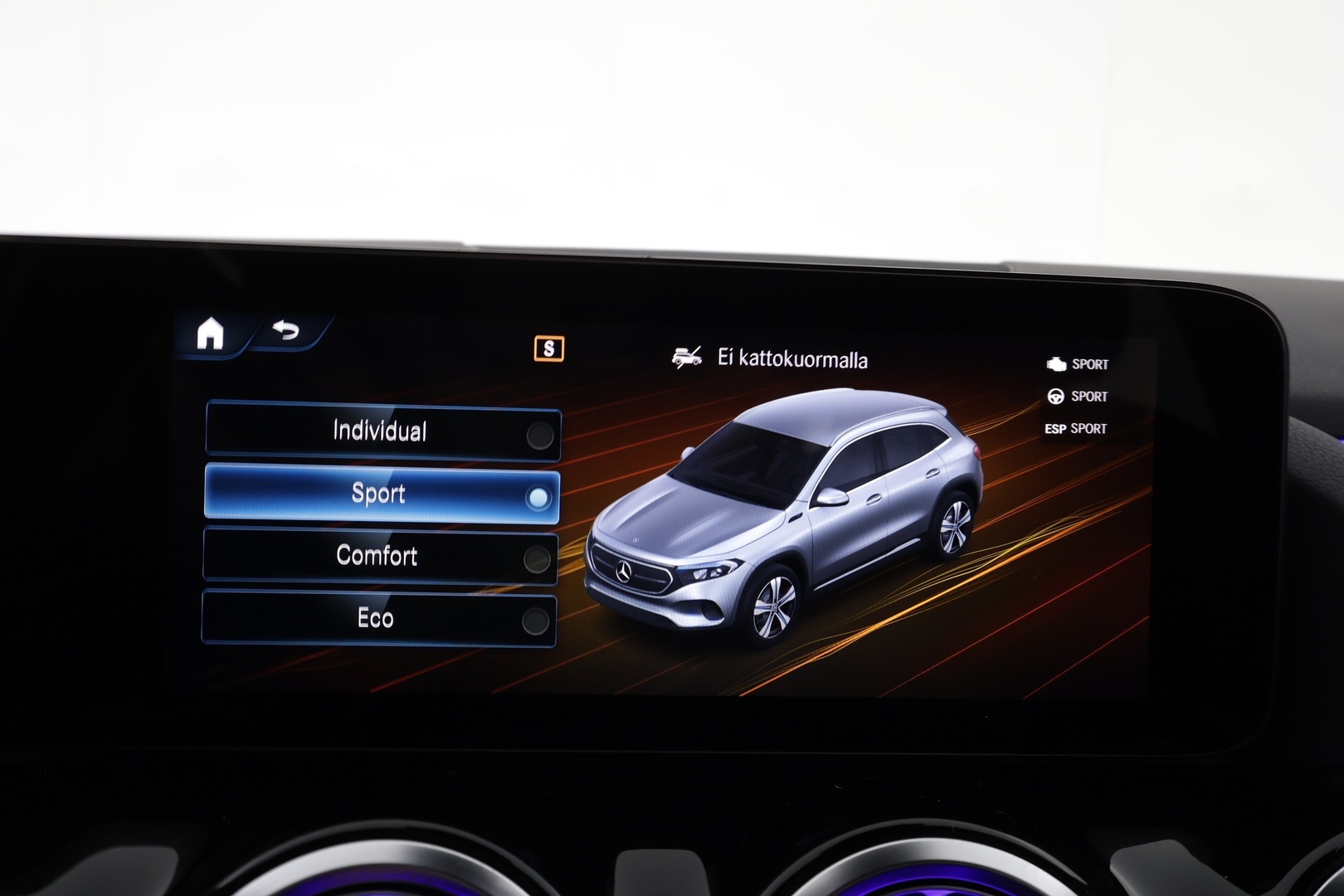 MERCEDES-BENZ EQA 2023