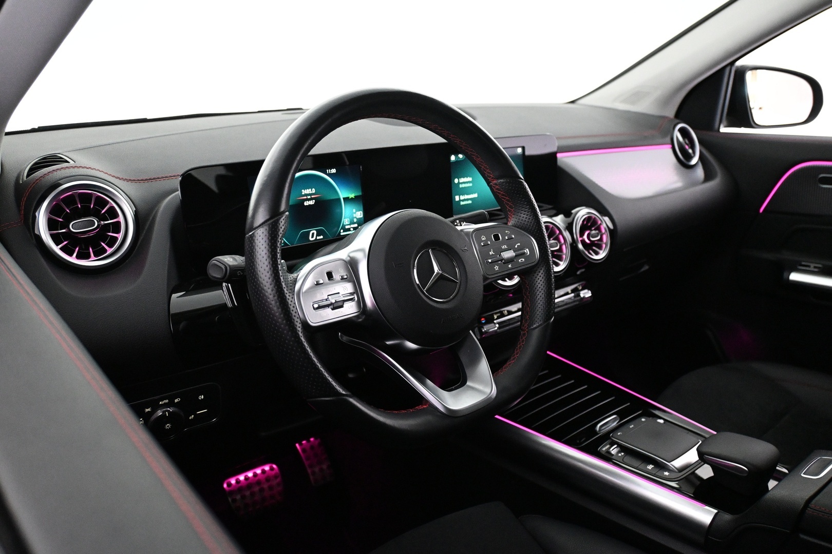 MERCEDES-BENZ EQA 2023