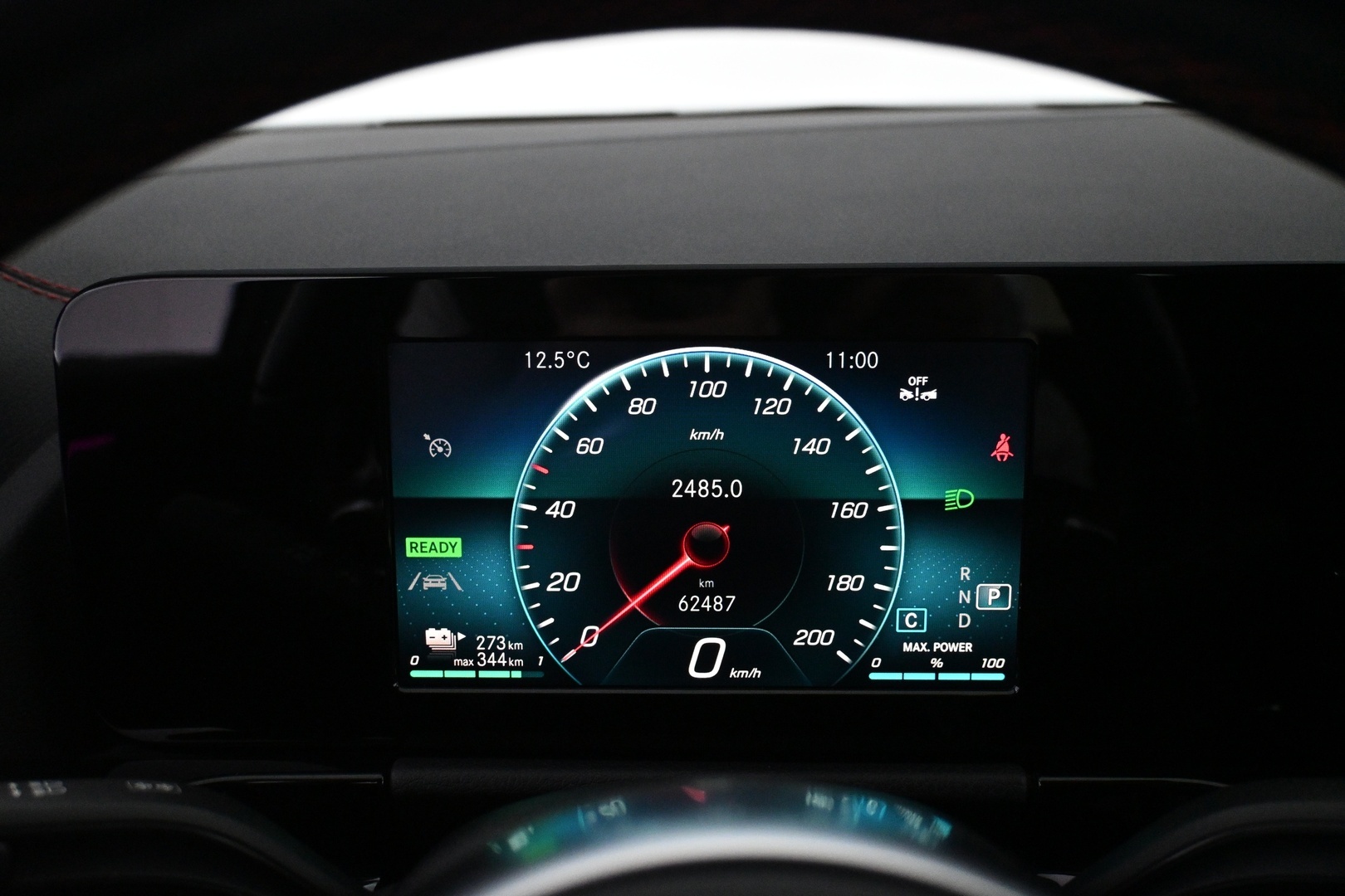 MERCEDES-BENZ EQA 2023