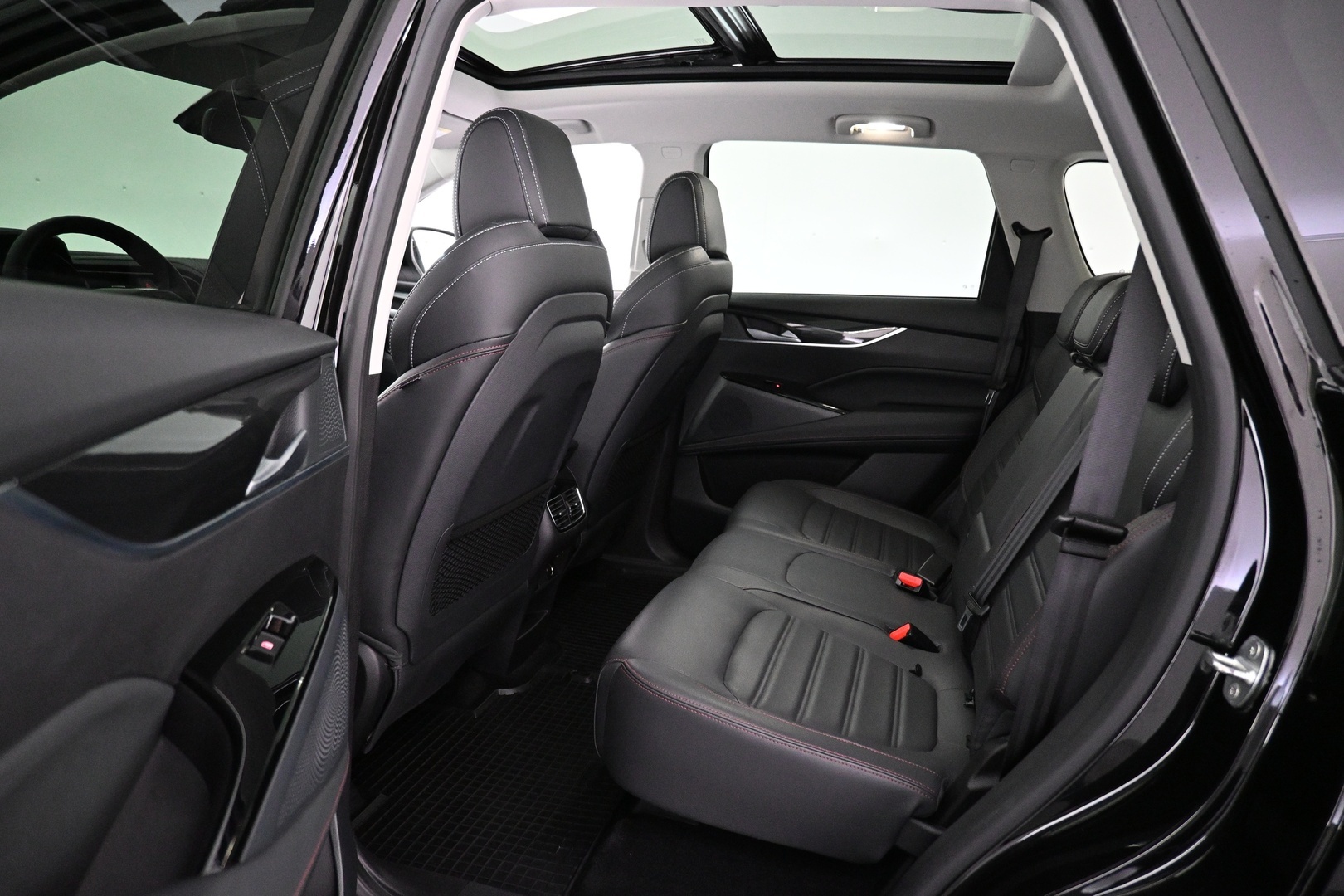 MAXUS Euniq 6 2023