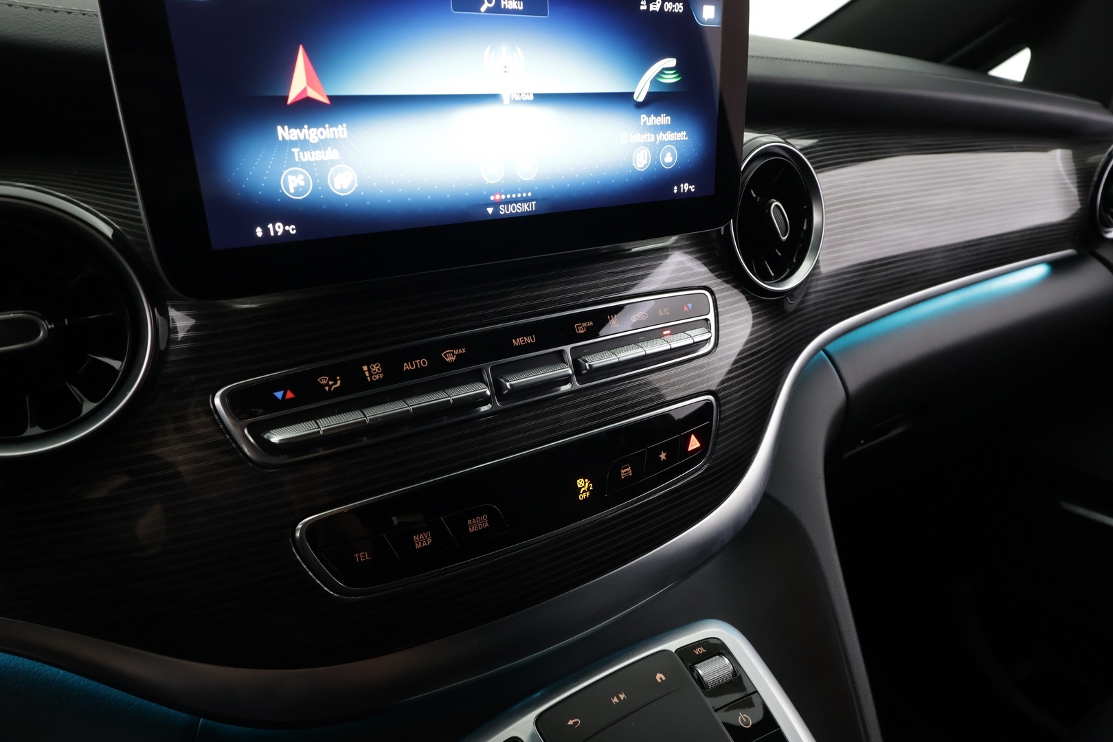 MERCEDES-BENZ EQV 2021