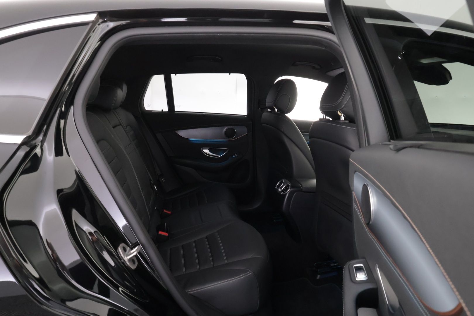 MERCEDES-BENZ EQC 2023