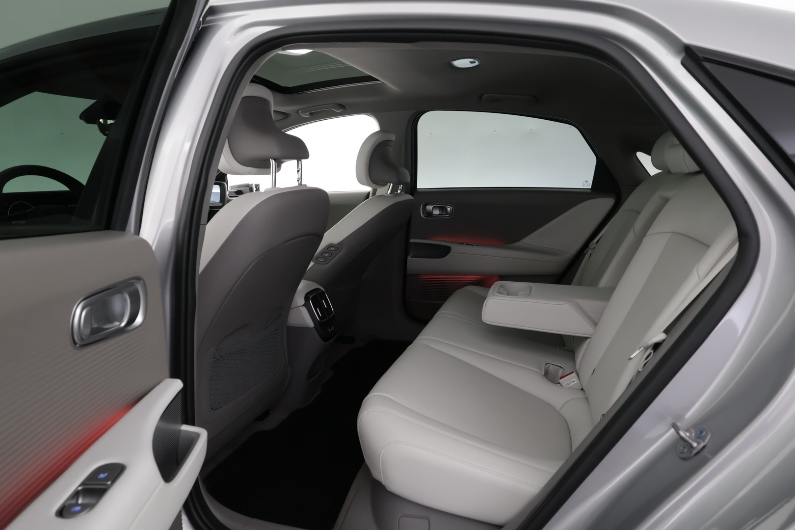 HYUNDAI IONIQ 6 2025