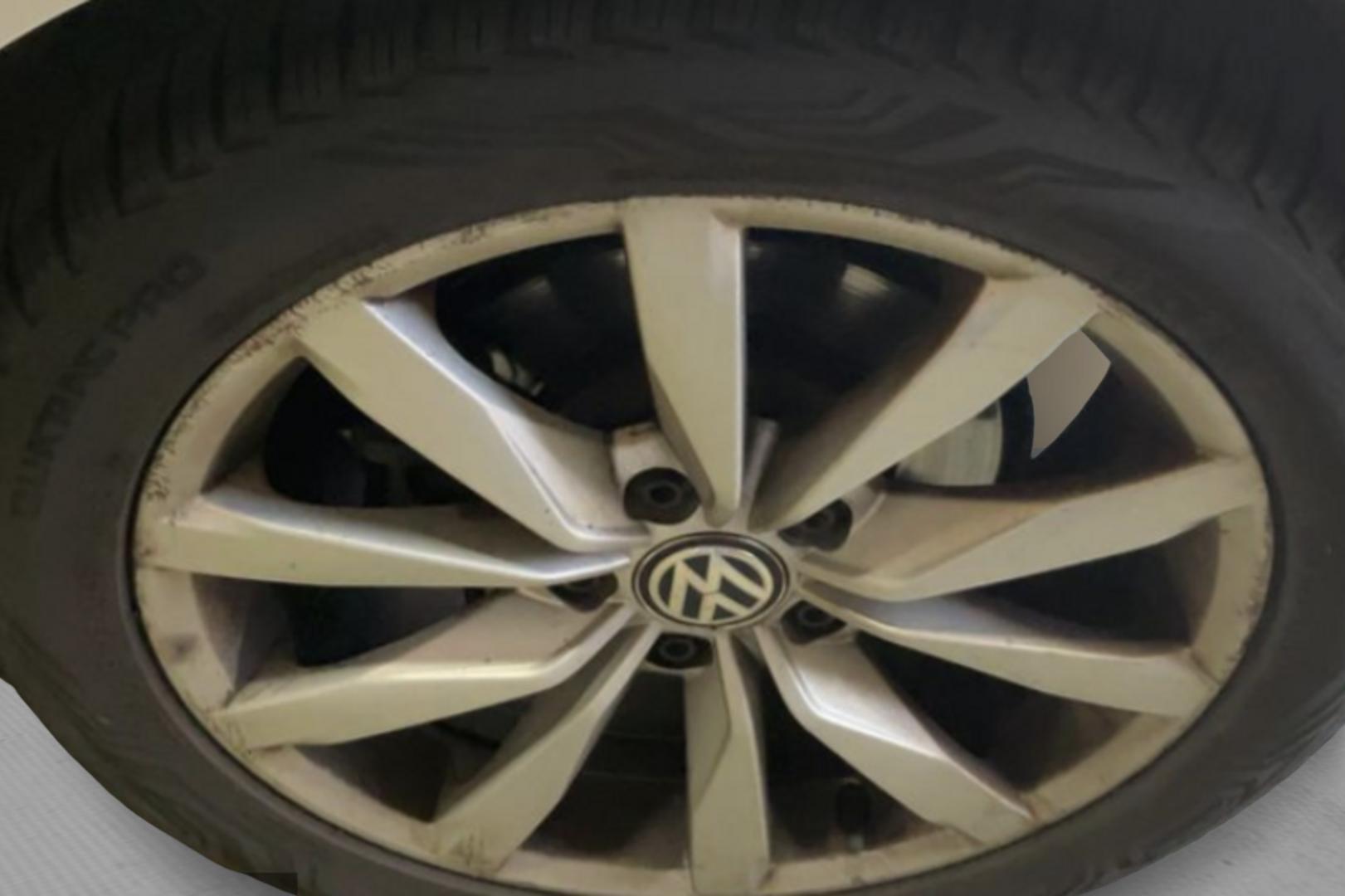 VOLKSWAGEN Golf Sportsvan 2018