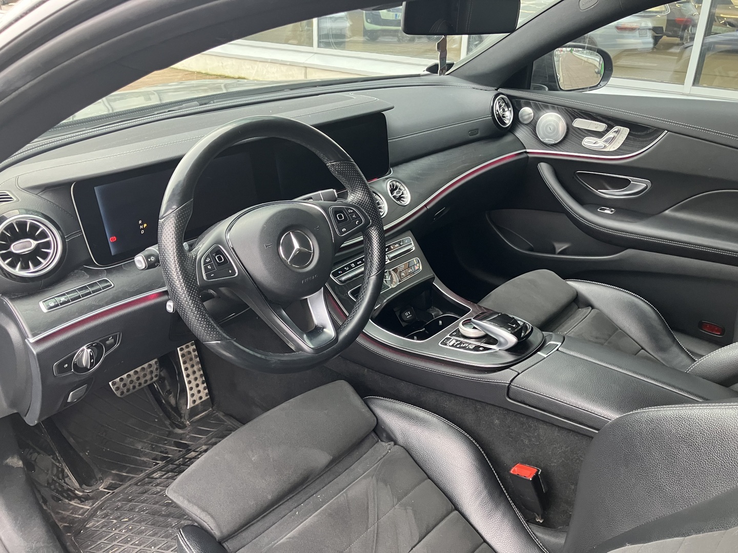 MERCEDES-BENZ E 2018