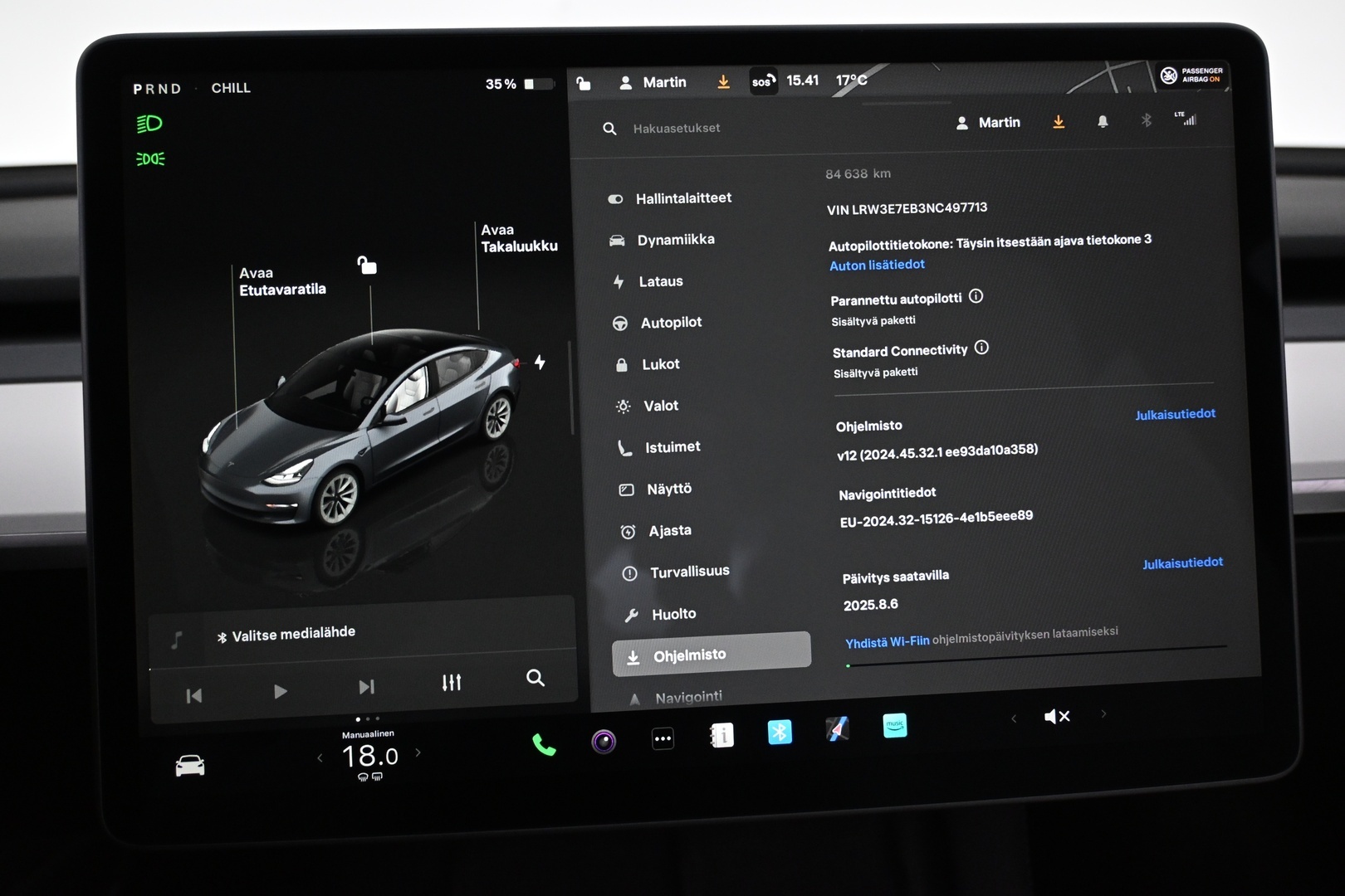 TESLA Model 3 2022