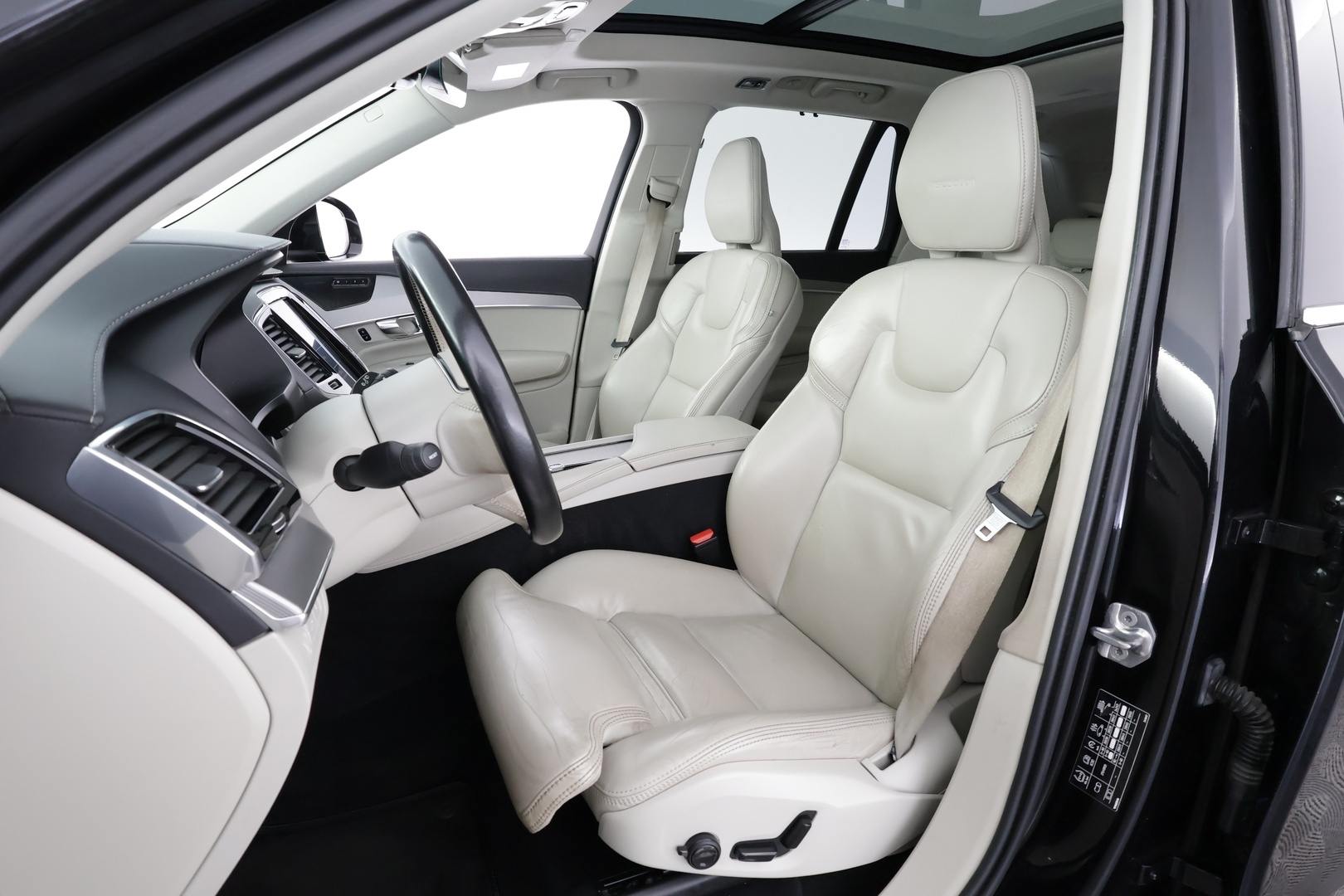 VOLVO XC90 2019