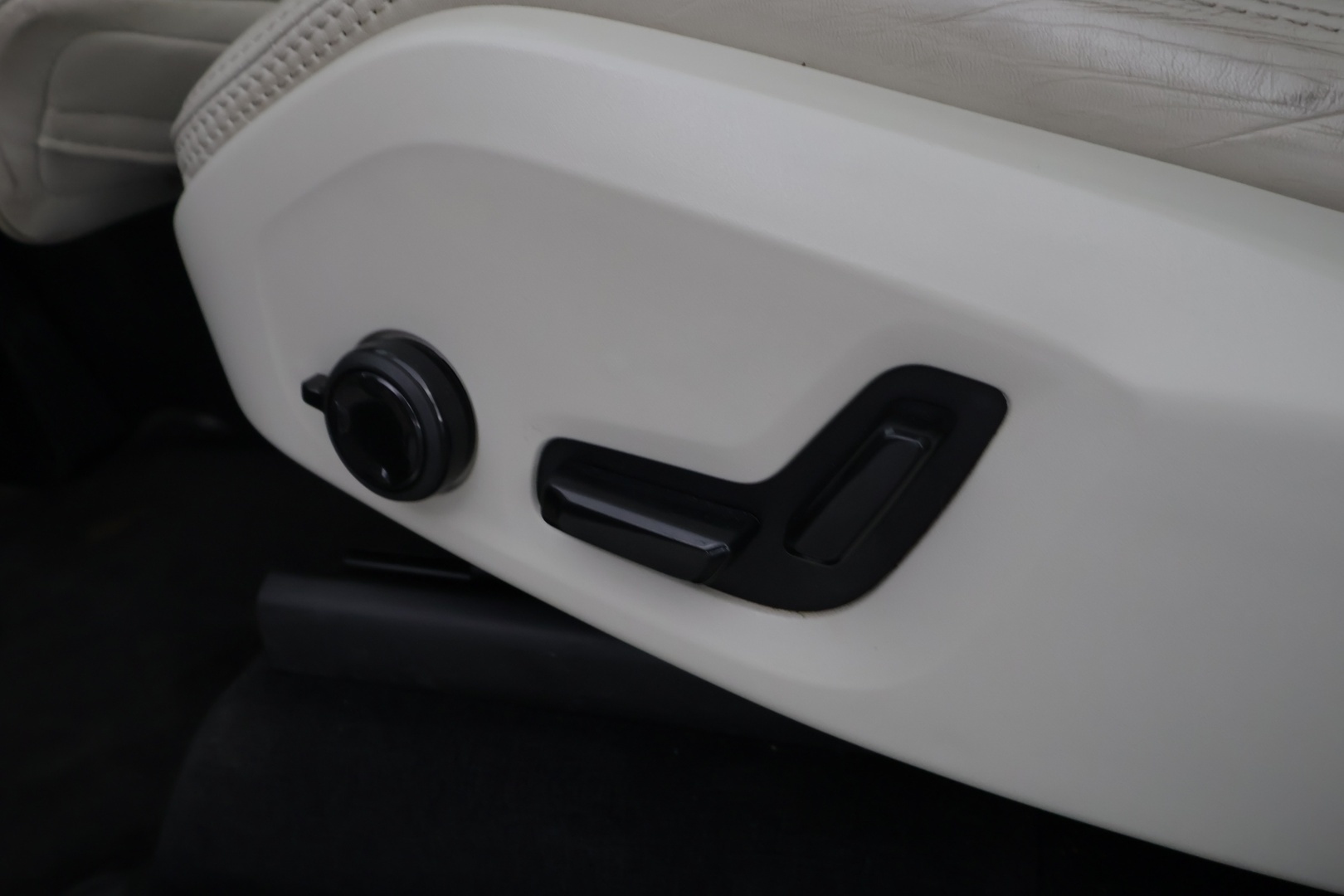 VOLVO XC90 2019