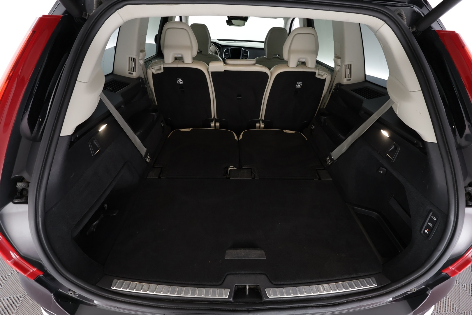 VOLVO XC90 2019