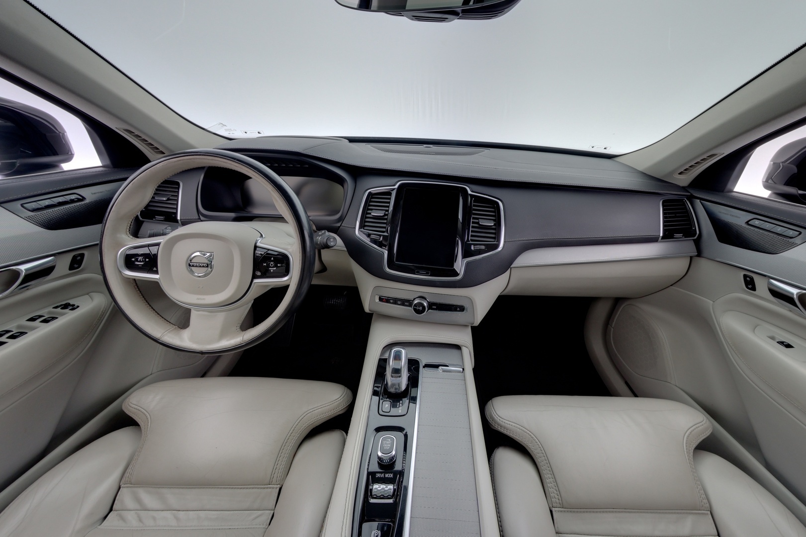VOLVO XC90 2019