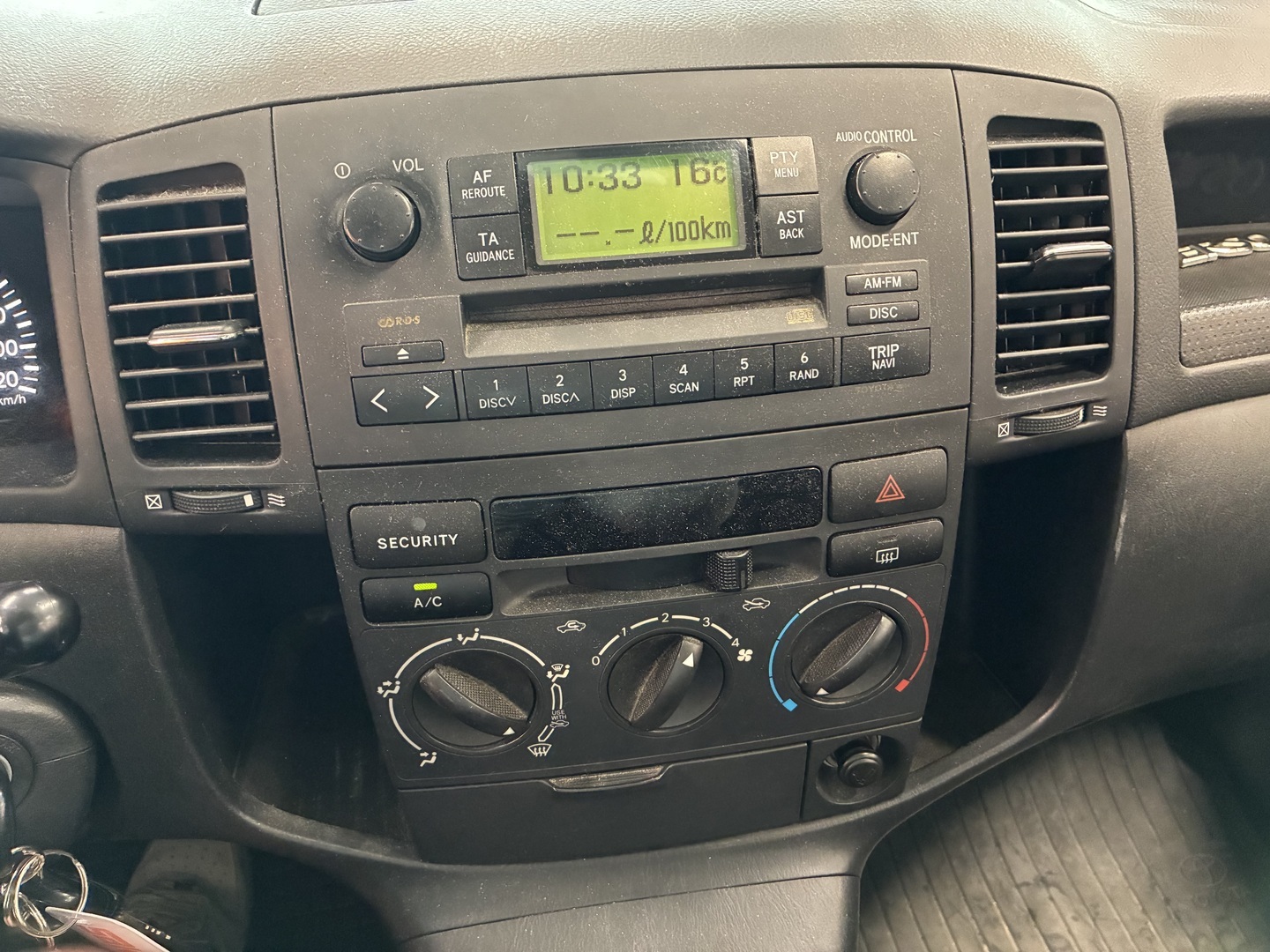 TOYOTA Corolla Verso 2004
