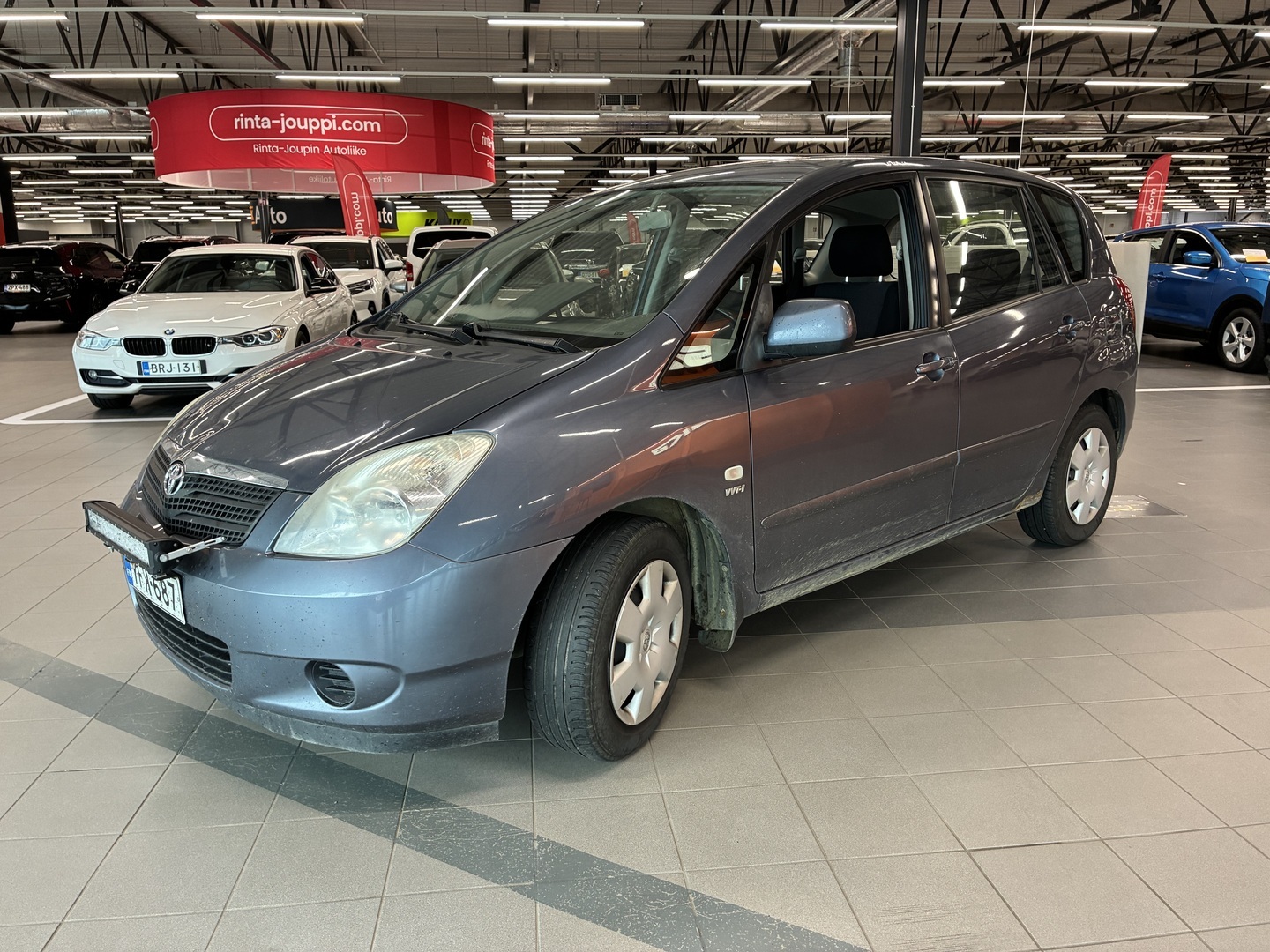 TOYOTA Corolla Verso 2004
