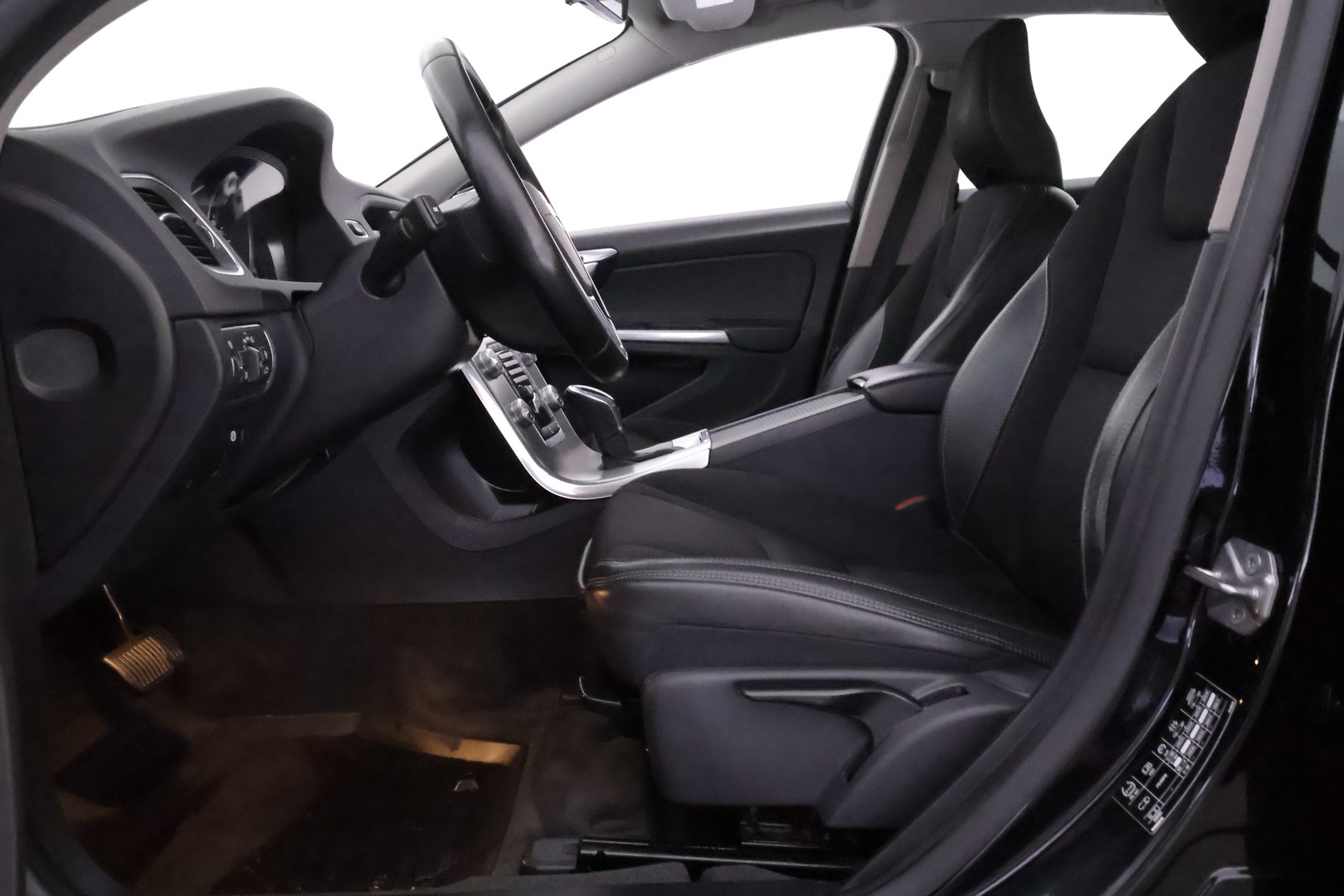 VOLVO V60 Cross Country 2016