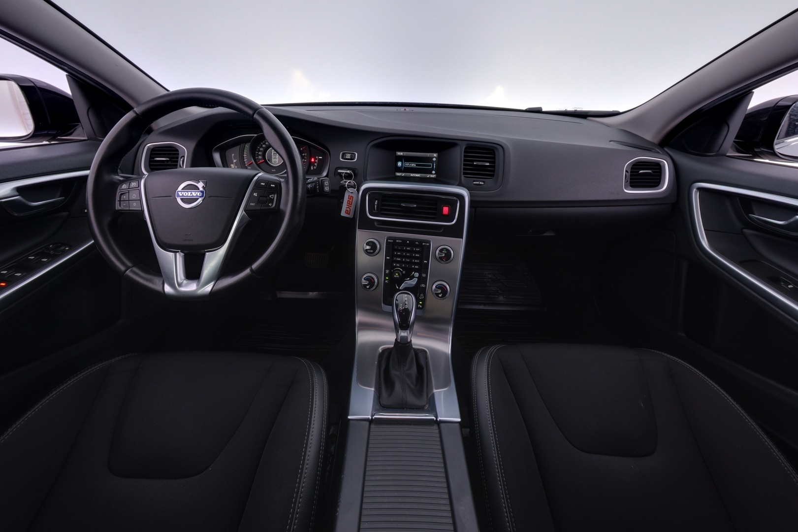 VOLVO V60 Cross Country 2016