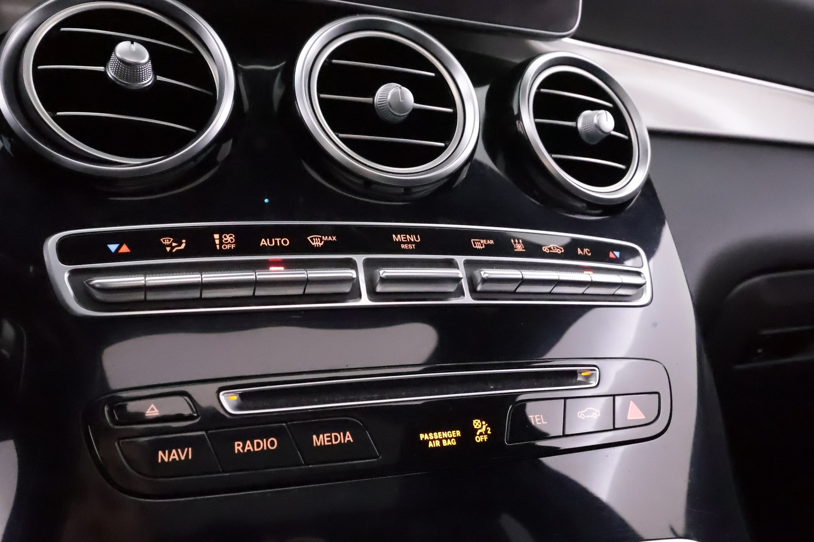 MERCEDES-BENZ GLC 2018