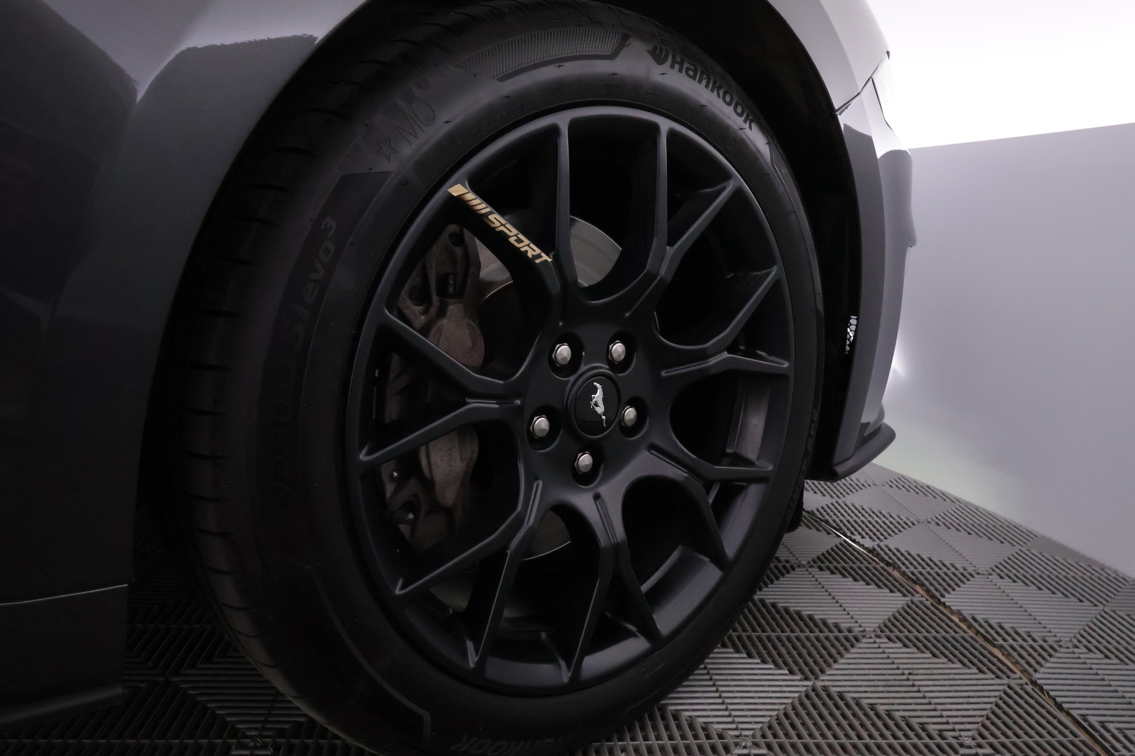 FORD Mustang 2019