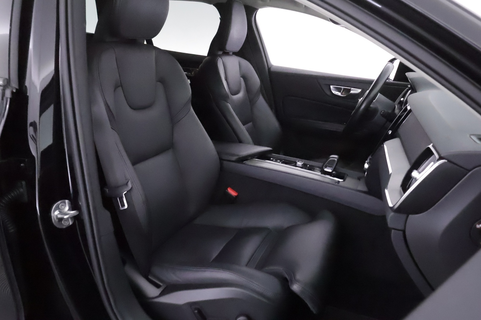 VOLVO V60 Cross Country 2022