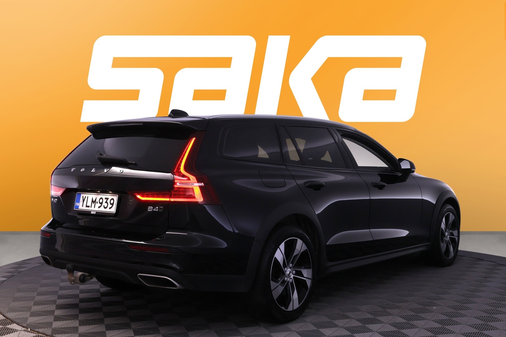 VOLVO V60 Cross Country 2022