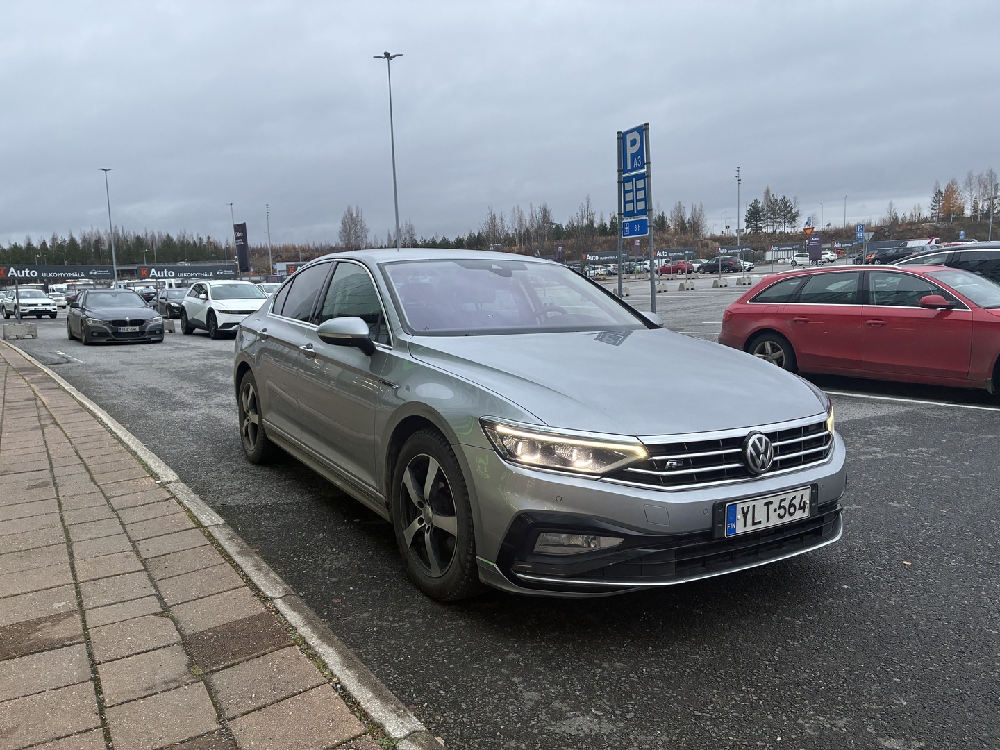 VOLKSWAGEN Passat 2020