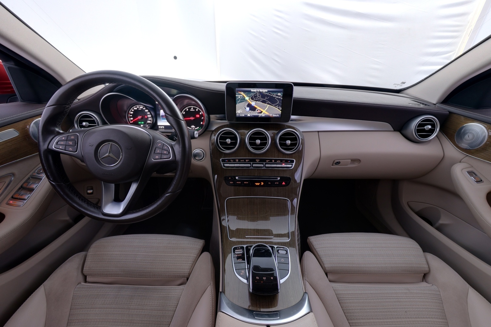 MERCEDES-BENZ C 2016