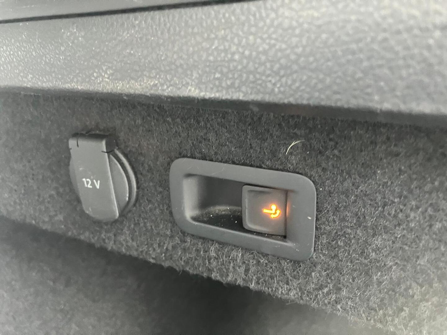 VOLKSWAGEN Passat 2019