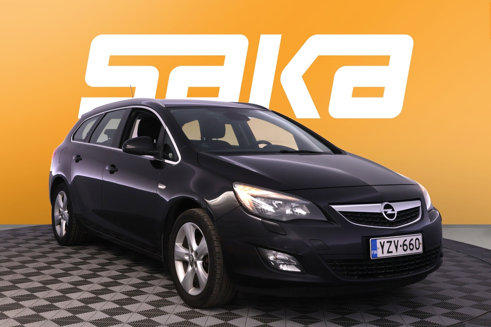 OPEL Astra 2011