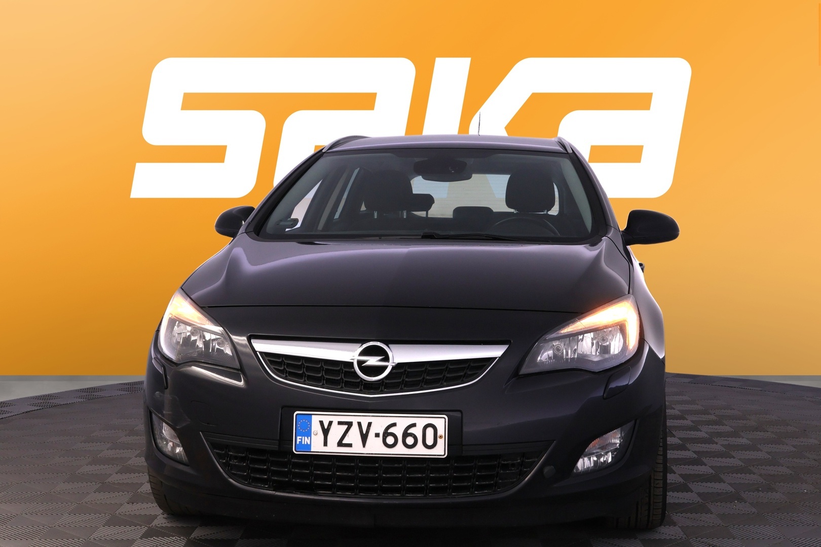 OPEL Astra 2011