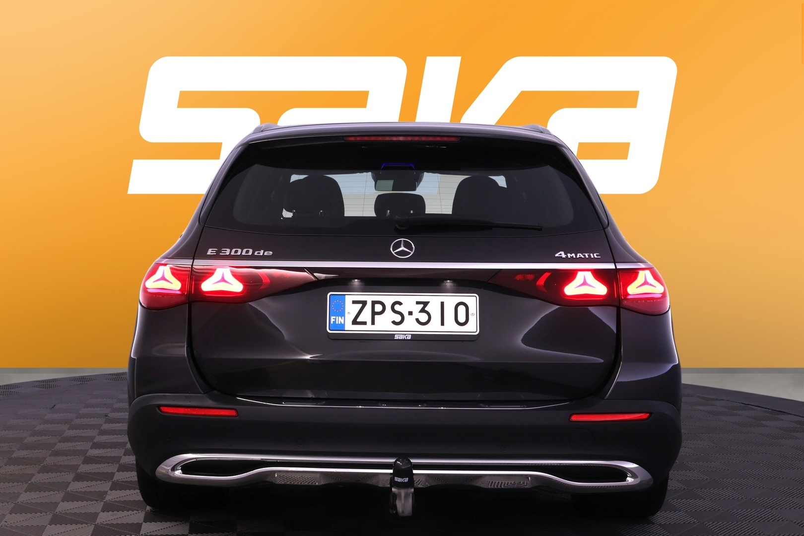 MERCEDES-BENZ E 2024