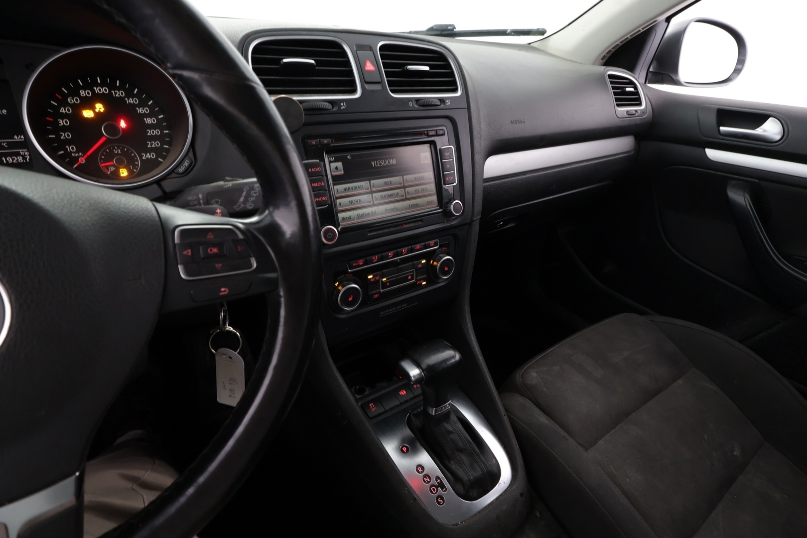 VOLKSWAGEN Golf 2010