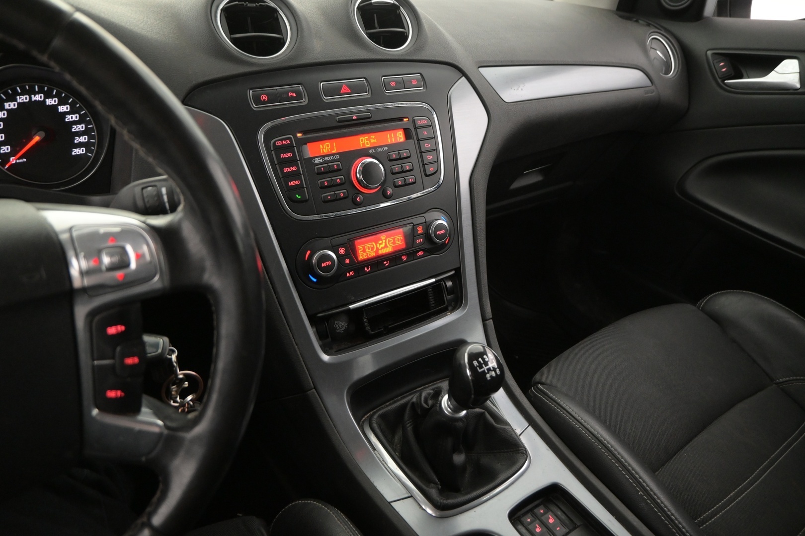 FORD Mondeo 2012