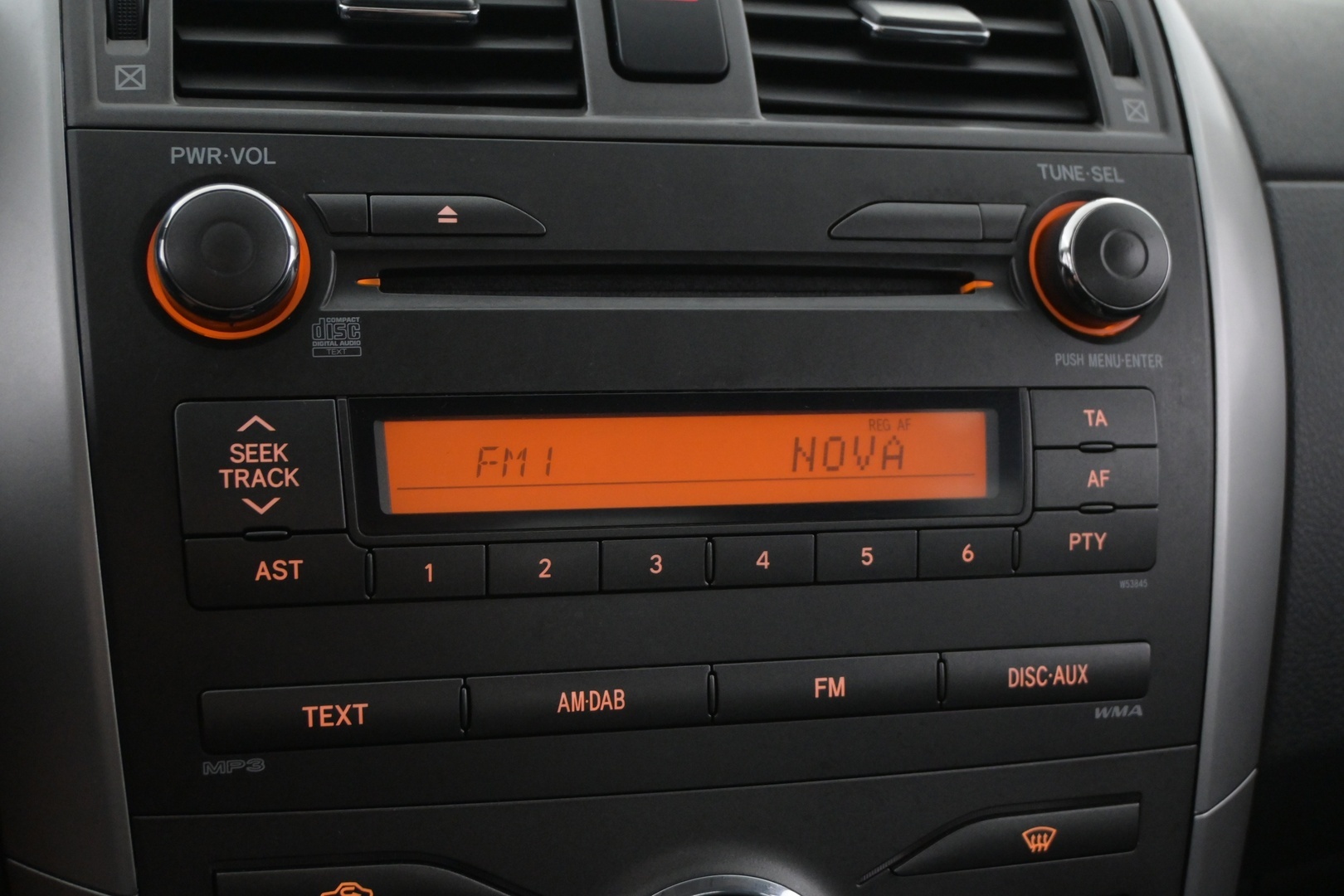 TOYOTA Corolla 2012