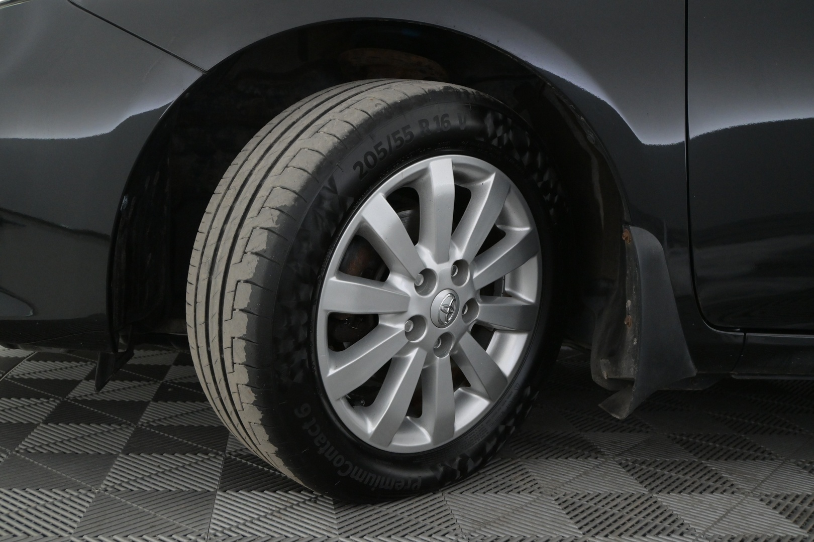 TOYOTA Corolla 2012