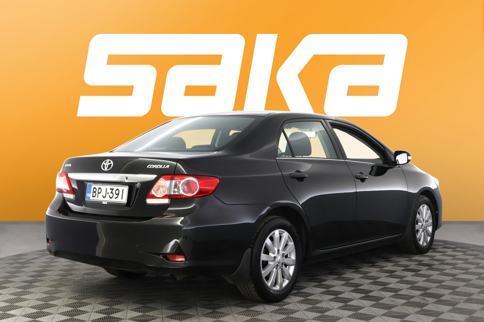 TOYOTA Corolla 2012