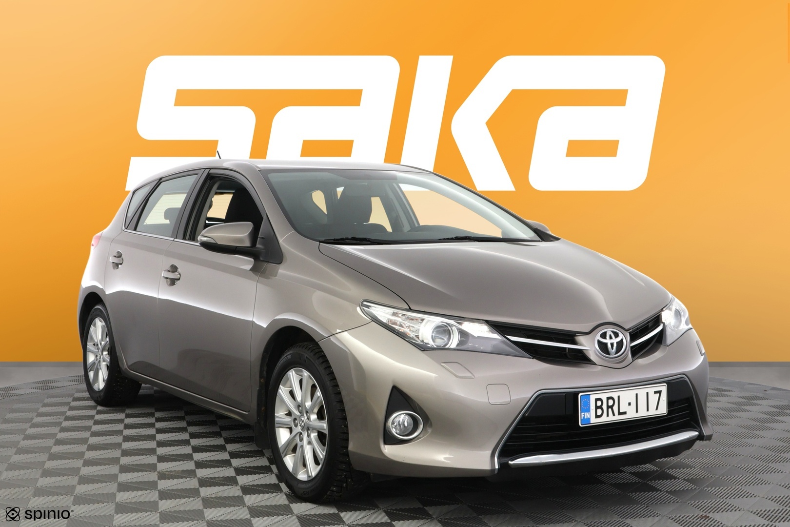 TOYOTA Auris 2014