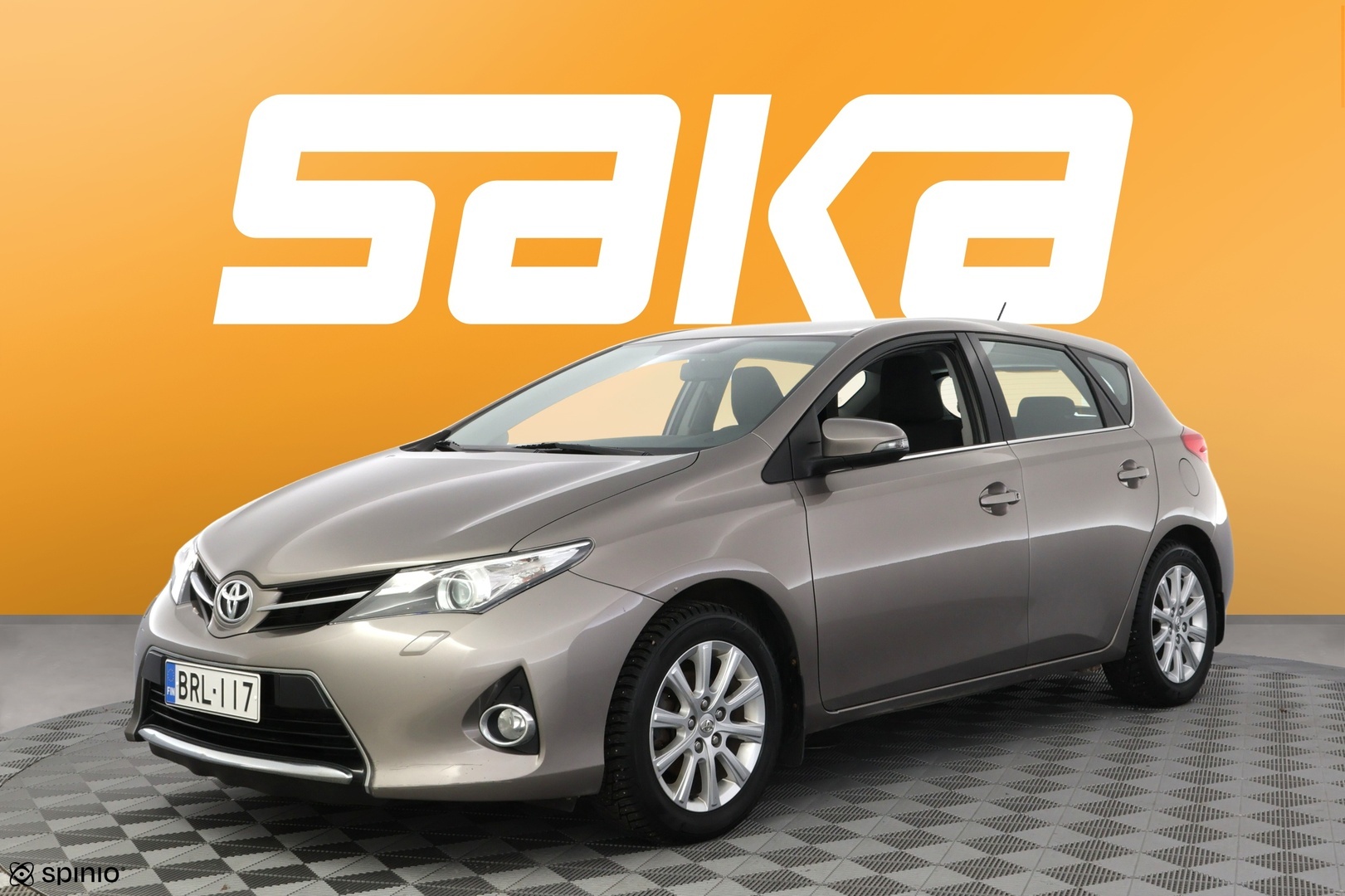 TOYOTA Auris 2014