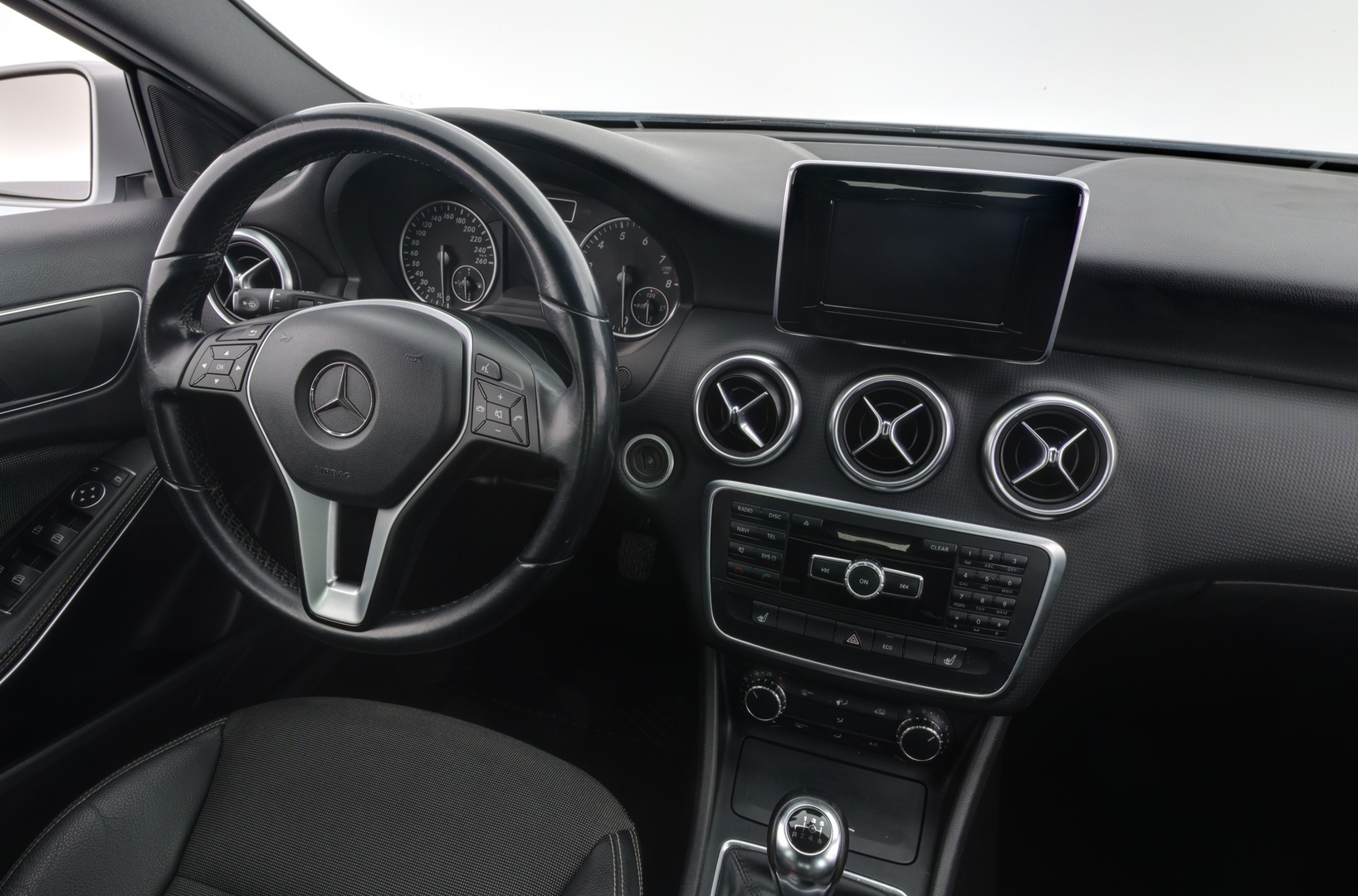 MERCEDES-BENZ A 2014