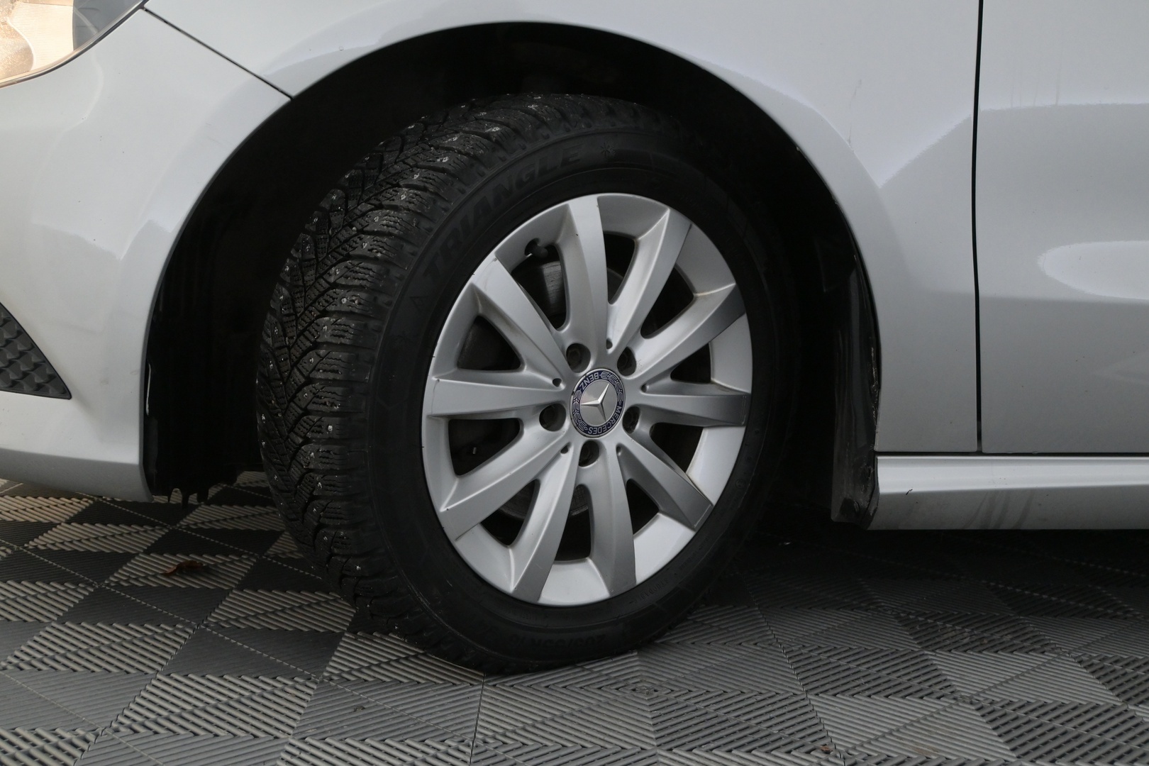 MERCEDES-BENZ A 2014