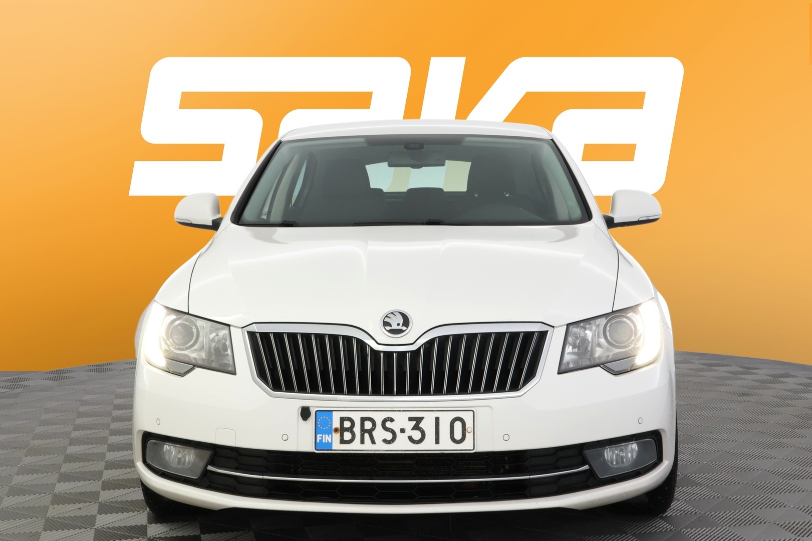 SKODA Superb 2014