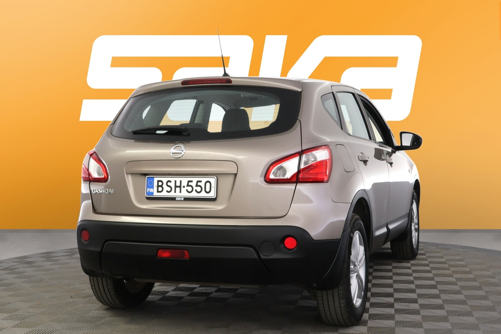 NISSAN Qashqai 2012