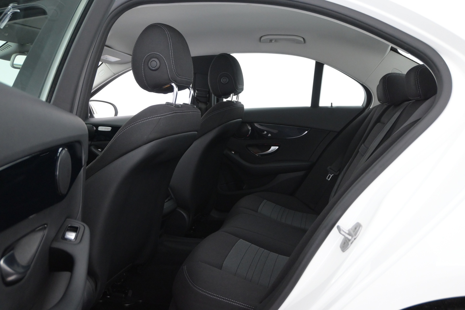 MERCEDES-BENZ C 2015